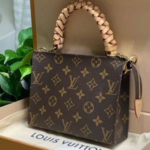 🛍Louis Vuitton Toiletry 19 w/ accessories 9pc set